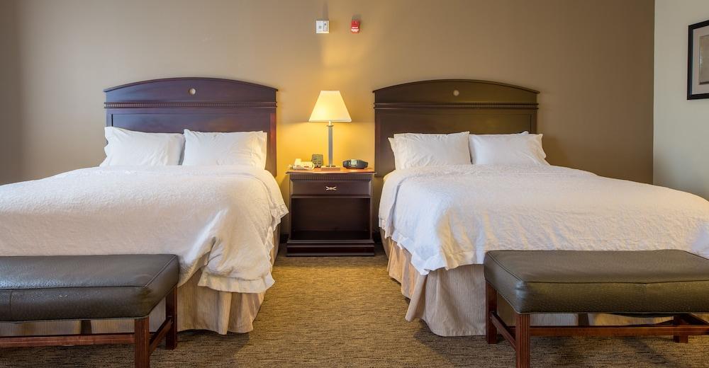 Hampton Inn & Suites Берлінгтон Екстер'єр фото