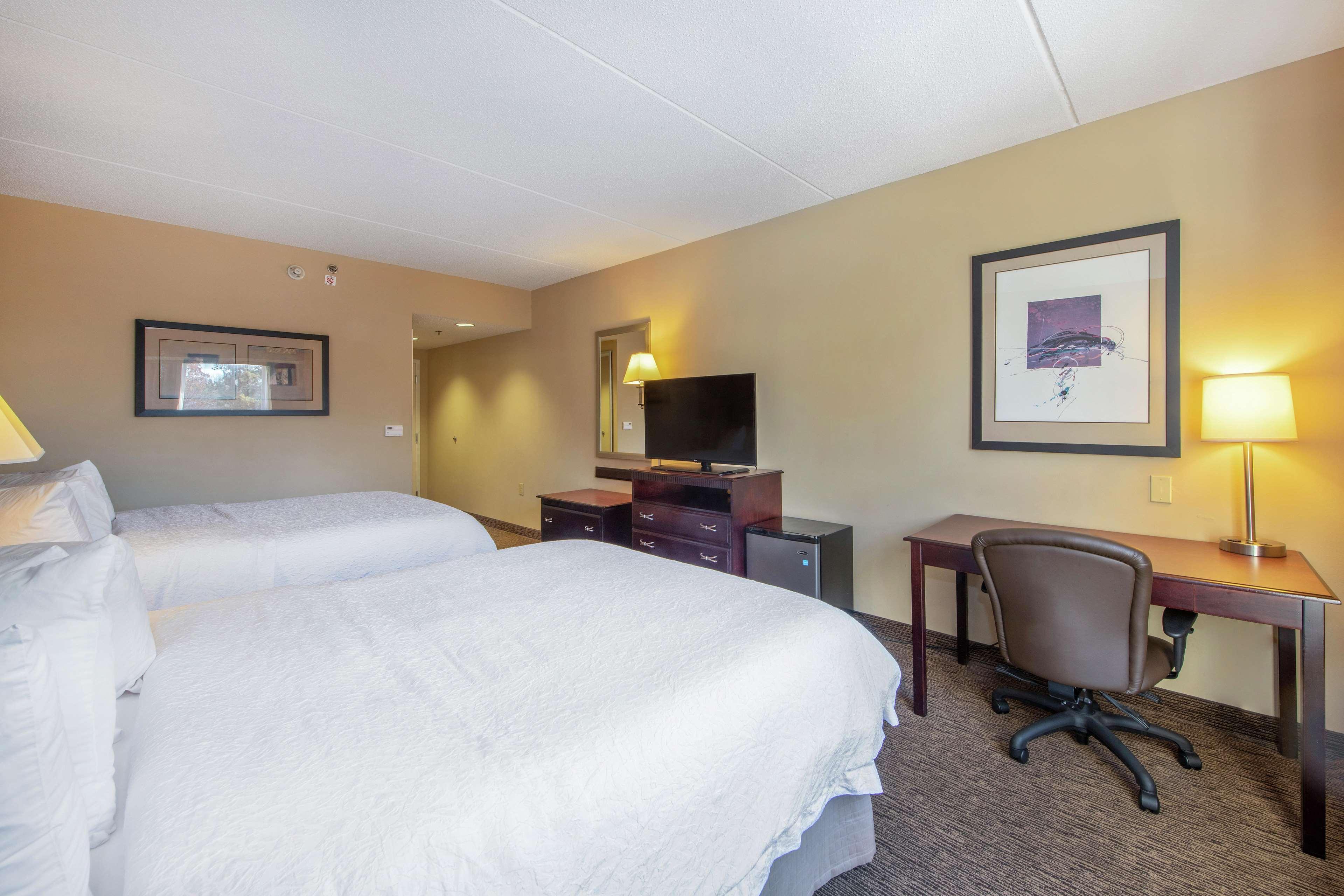 Hampton Inn & Suites Берлінгтон Екстер'єр фото