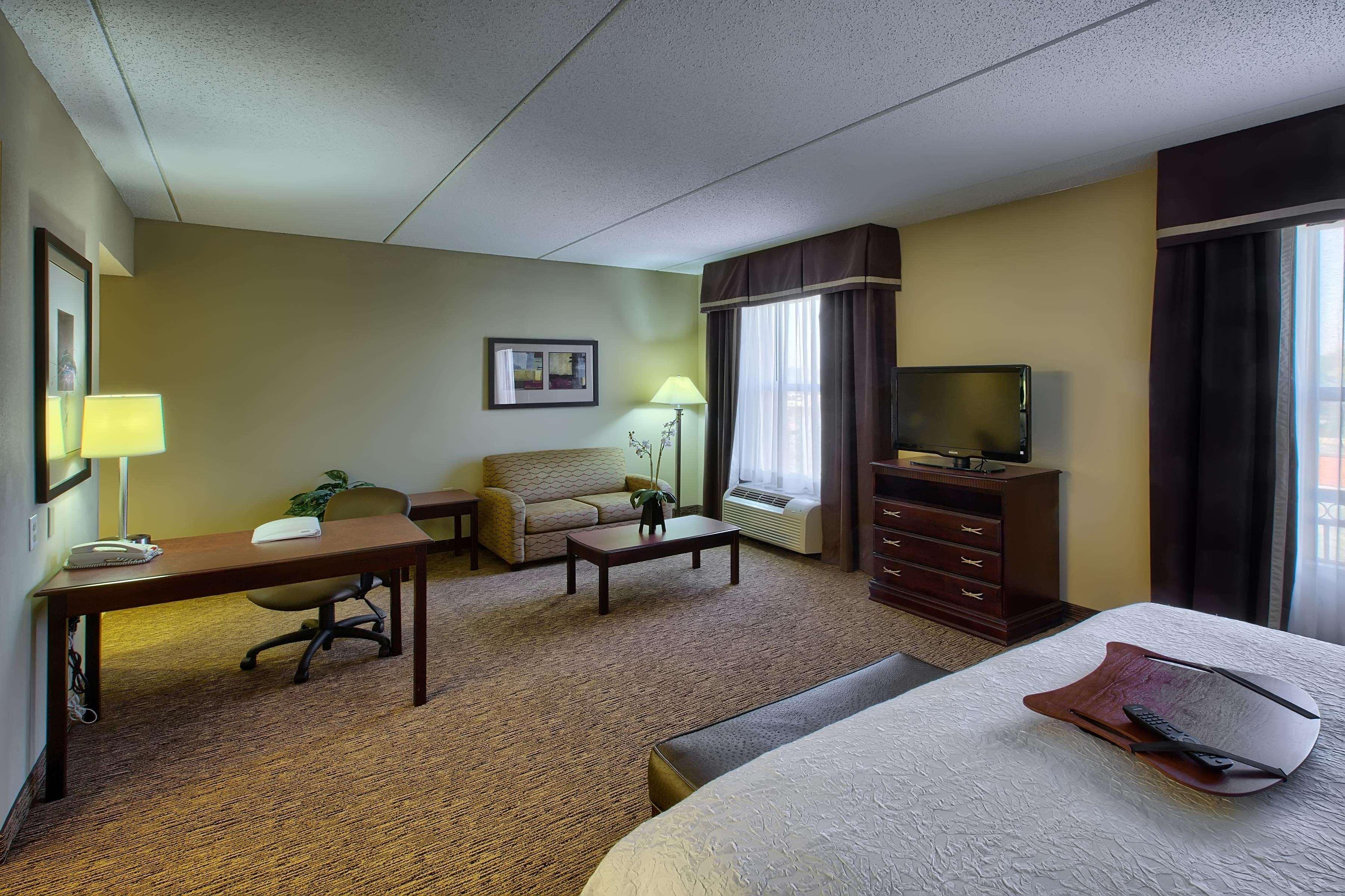 Hampton Inn & Suites Берлінгтон Екстер'єр фото